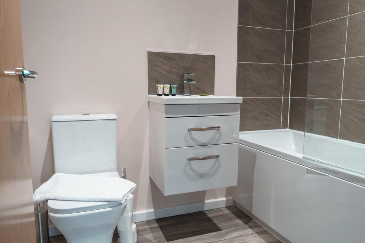 Contemporary 2 Bed Manchester Apartment - Sleeps 4 Εξωτερικό φωτογραφία